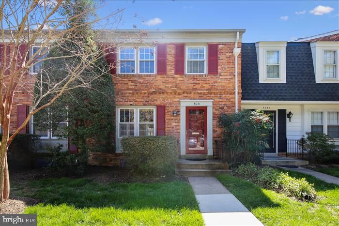 Property Photo:  7041 Alicent Place  VA 22101 