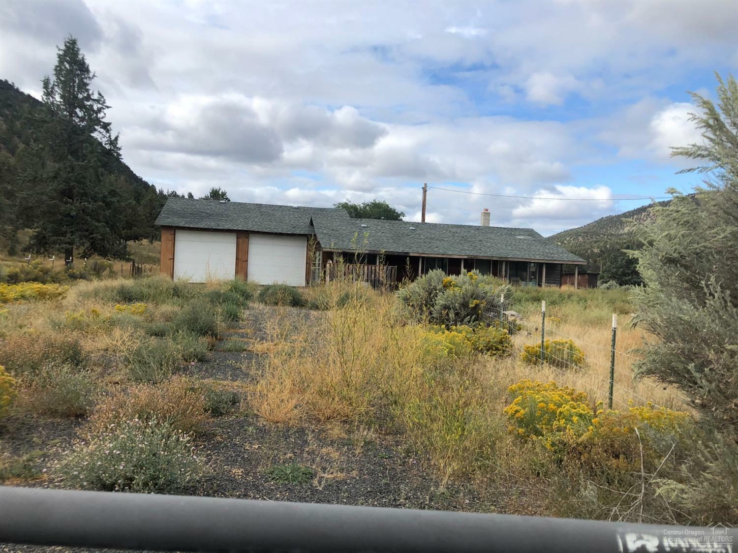 Property Photo:  10150 SE Golden Eagle Drive  OR 97754 