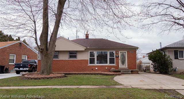 Property Photo:  10000 Fox Avenue  MI 48101 