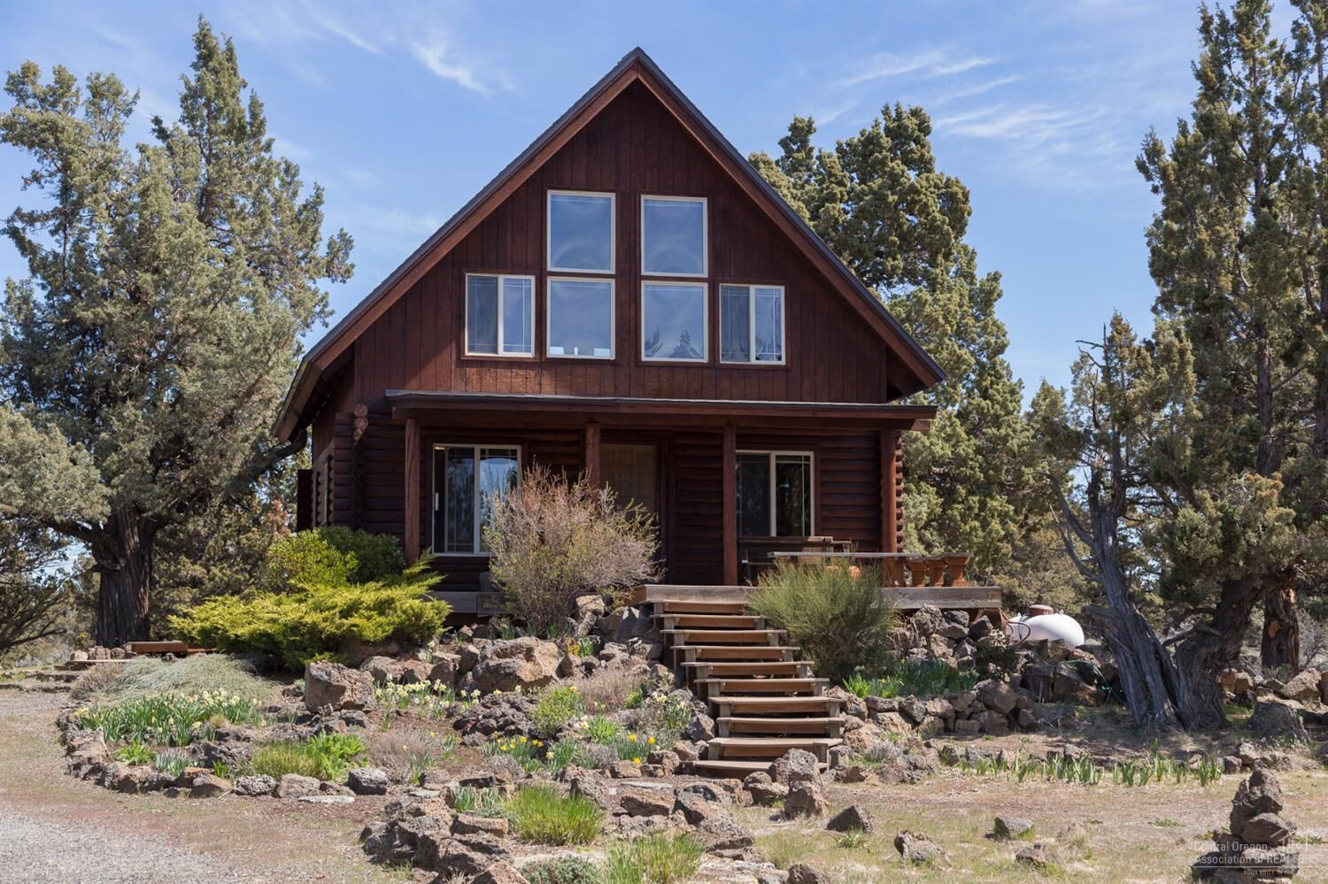 Property Photo: 64650 Sylvan Loop OR 97701