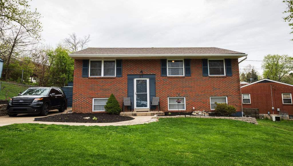 Property Photo: 27 Tripoli Lane KY 41017