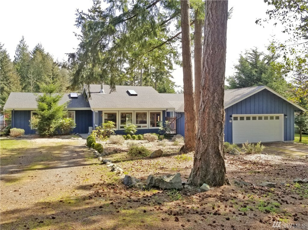 Property Photo:  79 Golf Estates Rd  WA 98245 