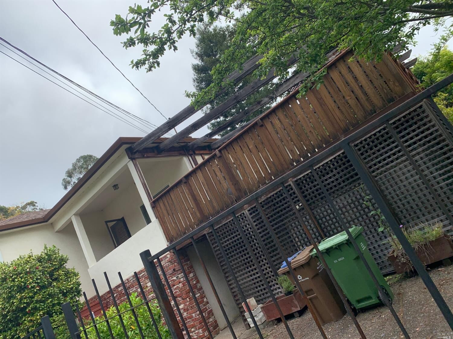 Property Photo:  66 Maple Avenue  CA 94930 