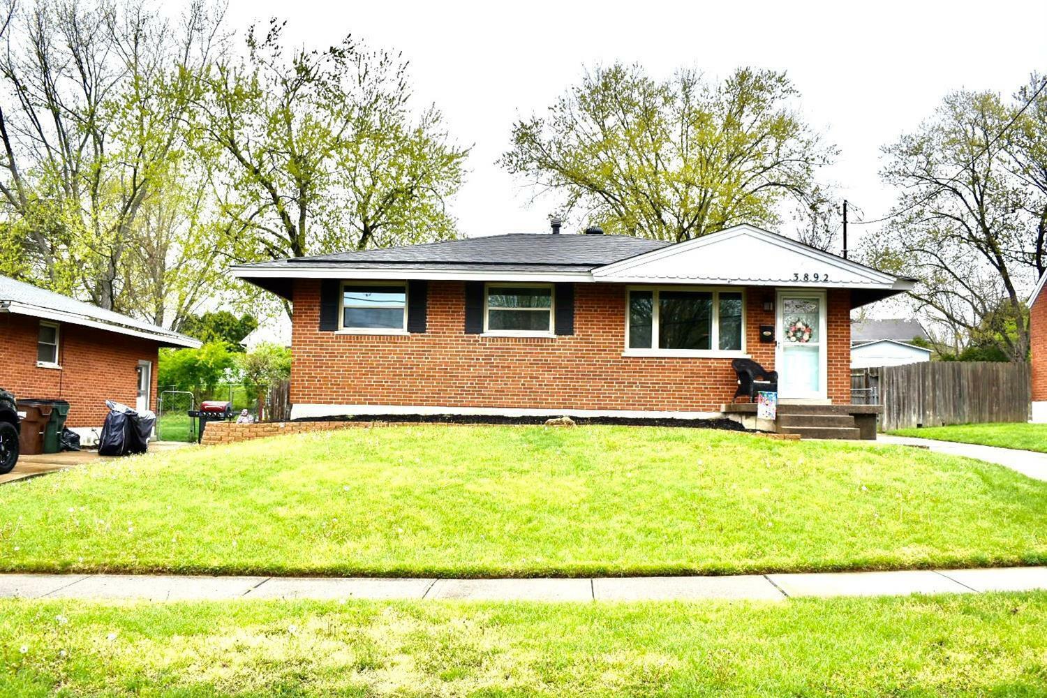 Property Photo:  3892 Beavercreek Cir  OH 45241 