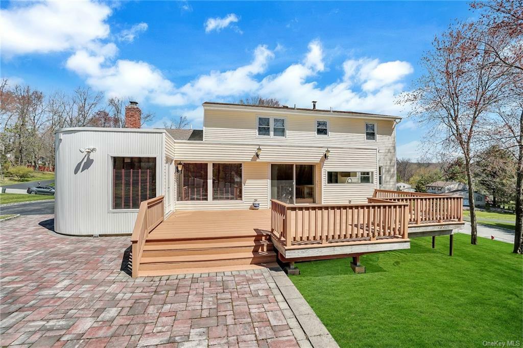 12 Berkshire Drive  New City NY 10956 photo