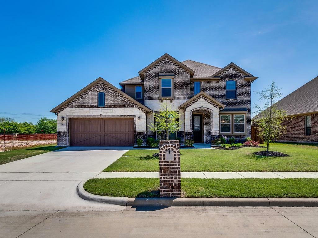 Property Photo:  418 Garden Tree Trail  TX 76065 