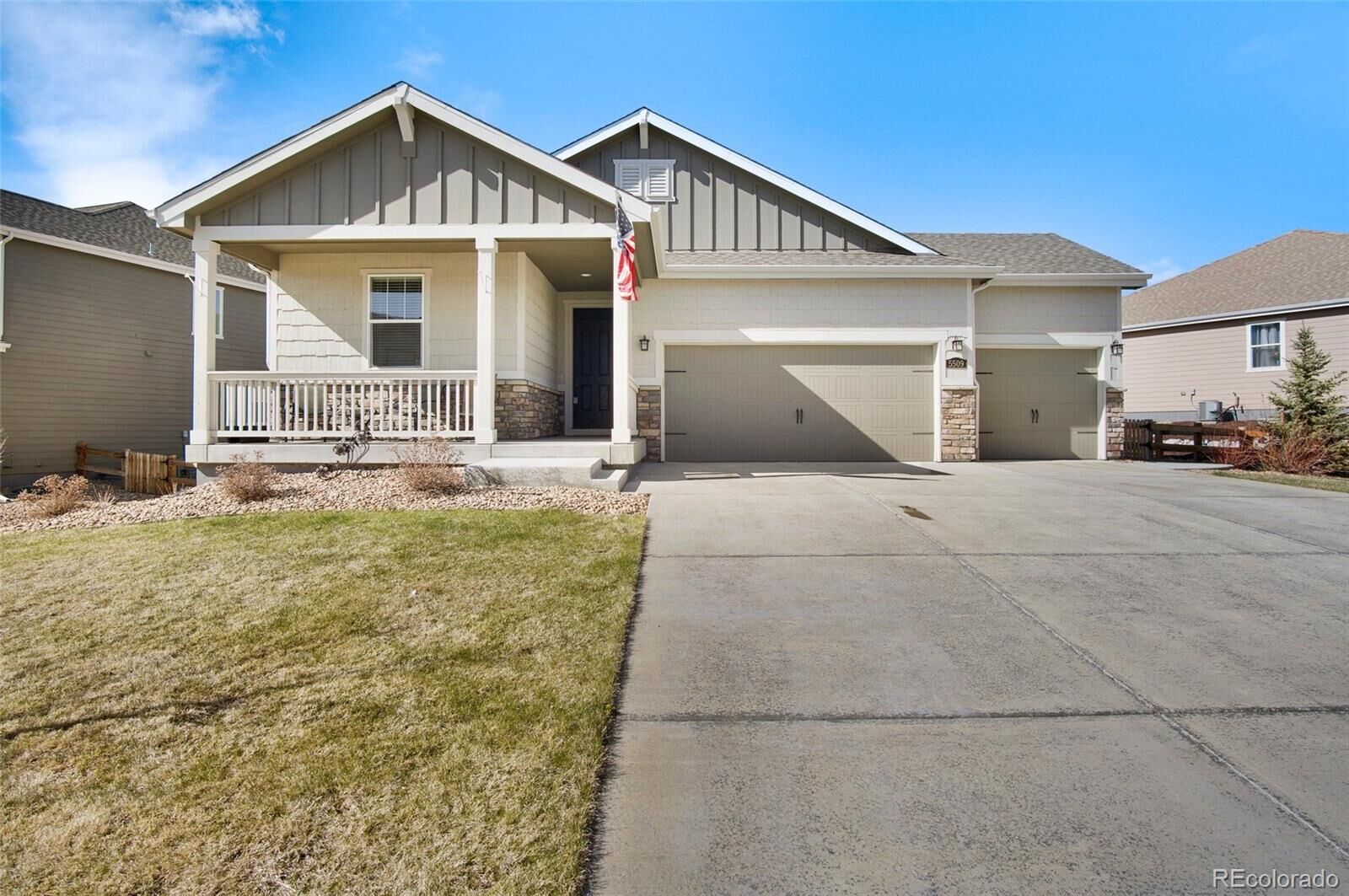 Property Photo: 5509 Harbor Town Drive CO 80107