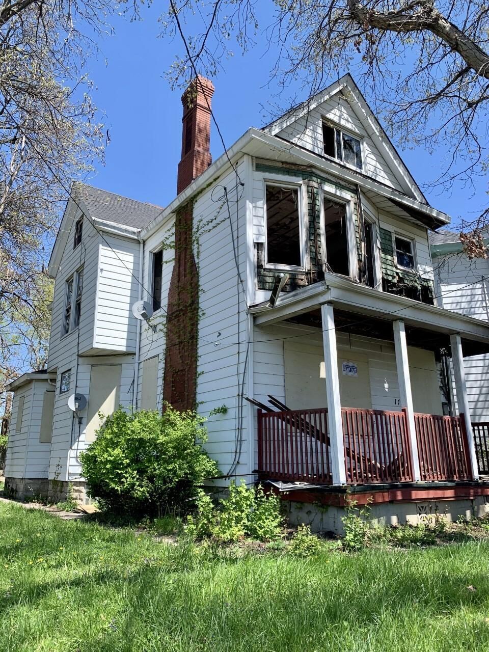 Property Photo:  1756 Brewster Ave  OH 45207