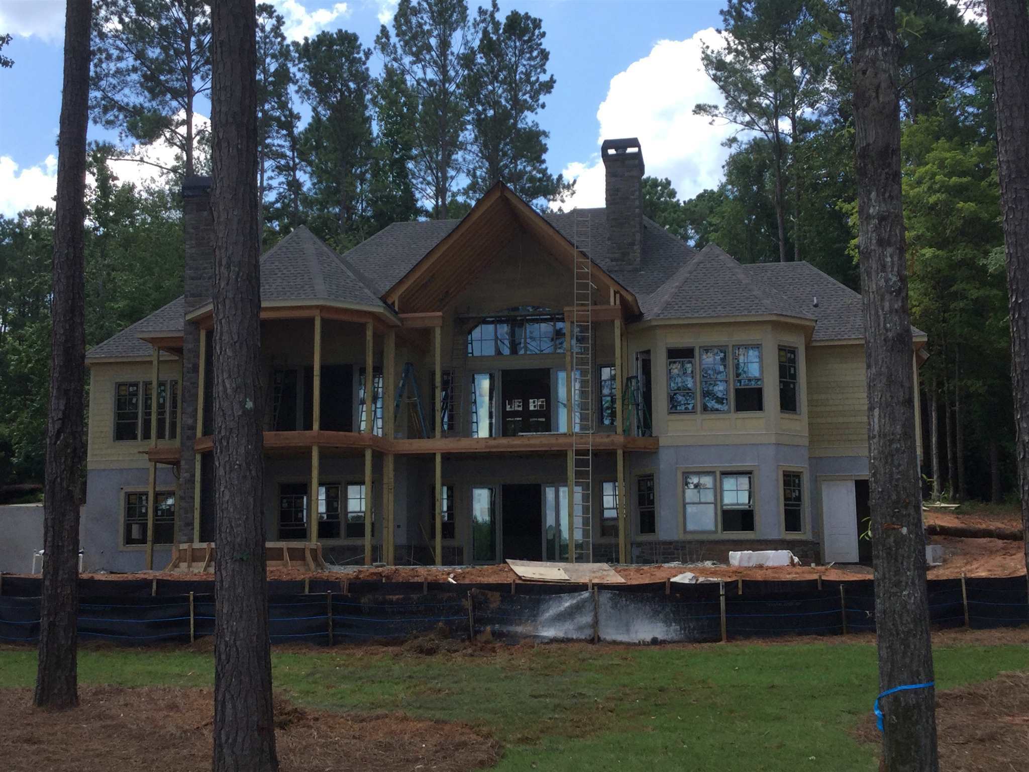 Property Photo: 1330 Northshore Drive GA 30642