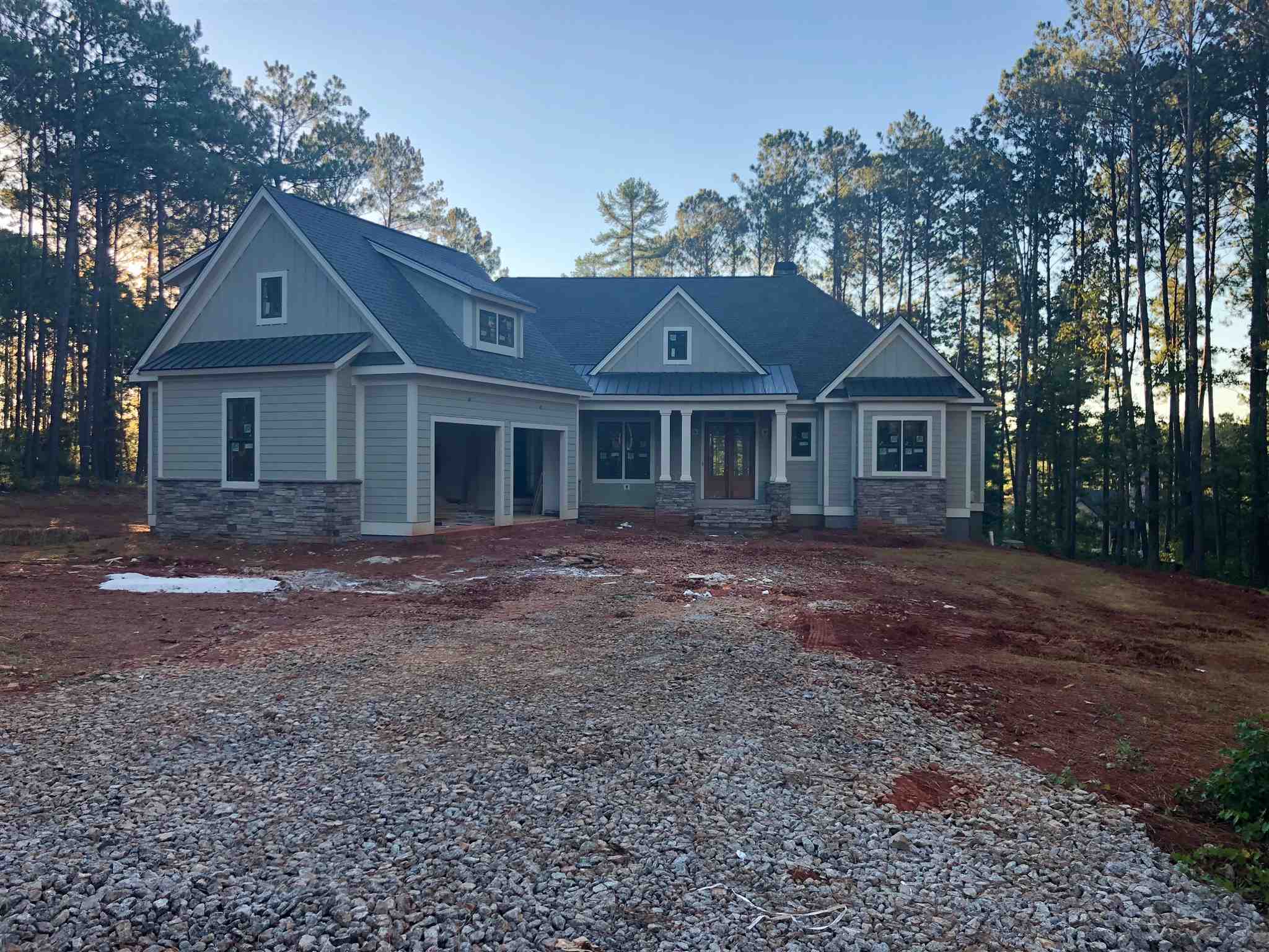 Property Photo: 1041 Armors Ford GA 30642