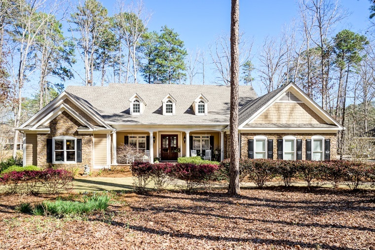 Property Photo: 1061 Maddux Lane GA 30642