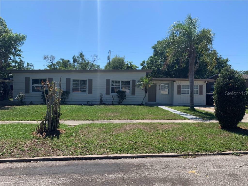 Property Photo:  1624 Hollis Drive  FL 32822 