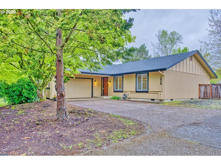 1849 Crescent Ave  Eugene OR 97408 photo