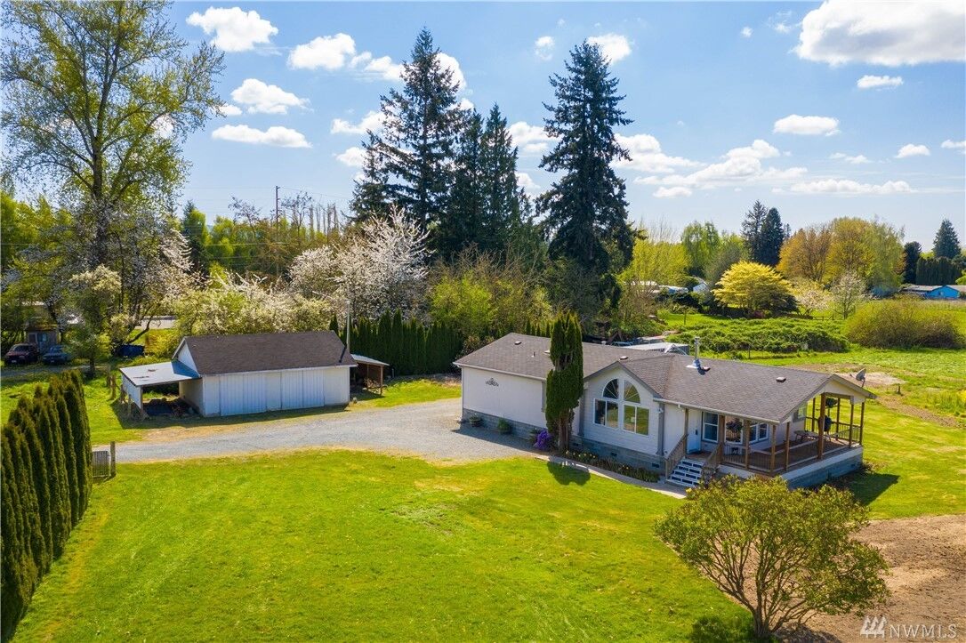 Property Photo: 10494 Collins Road WA 98284