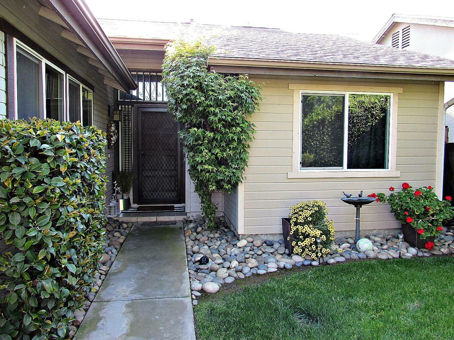 Property Photo:  3509 S Heritage Street  CA 93277 