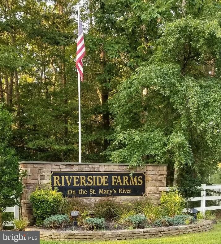 Property Photo:  19465 S Greens Rest Drive  MD 20634 