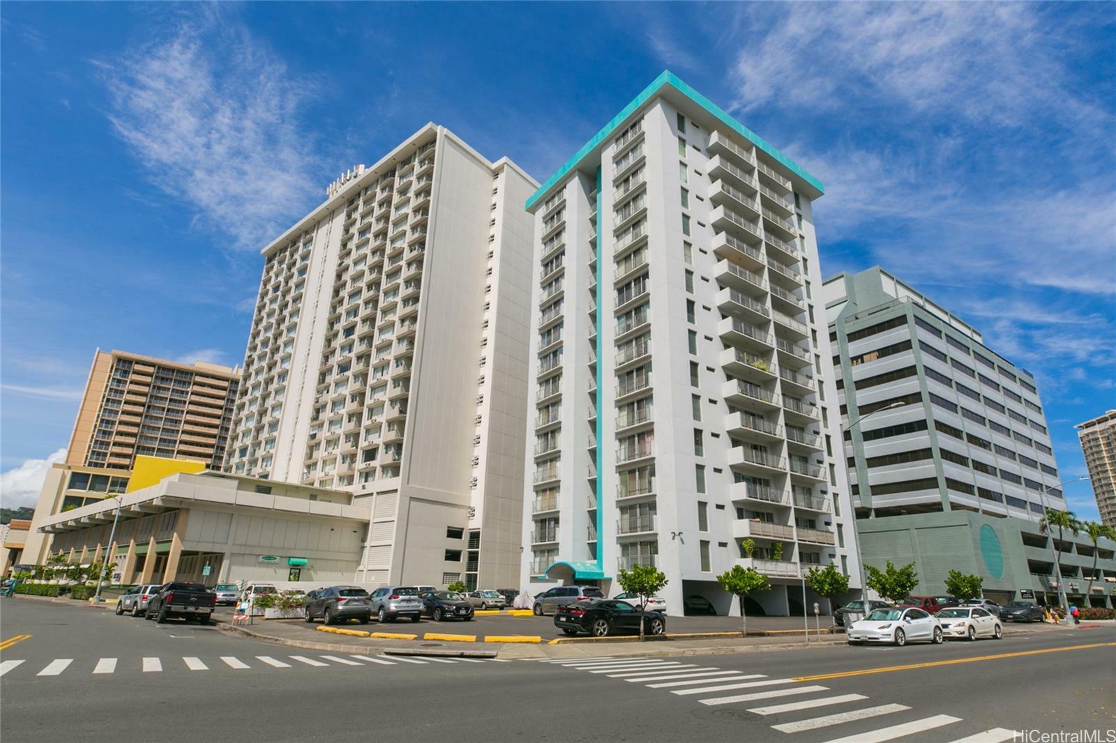 731 Amana Street 403  Honolulu HI 96814 photo