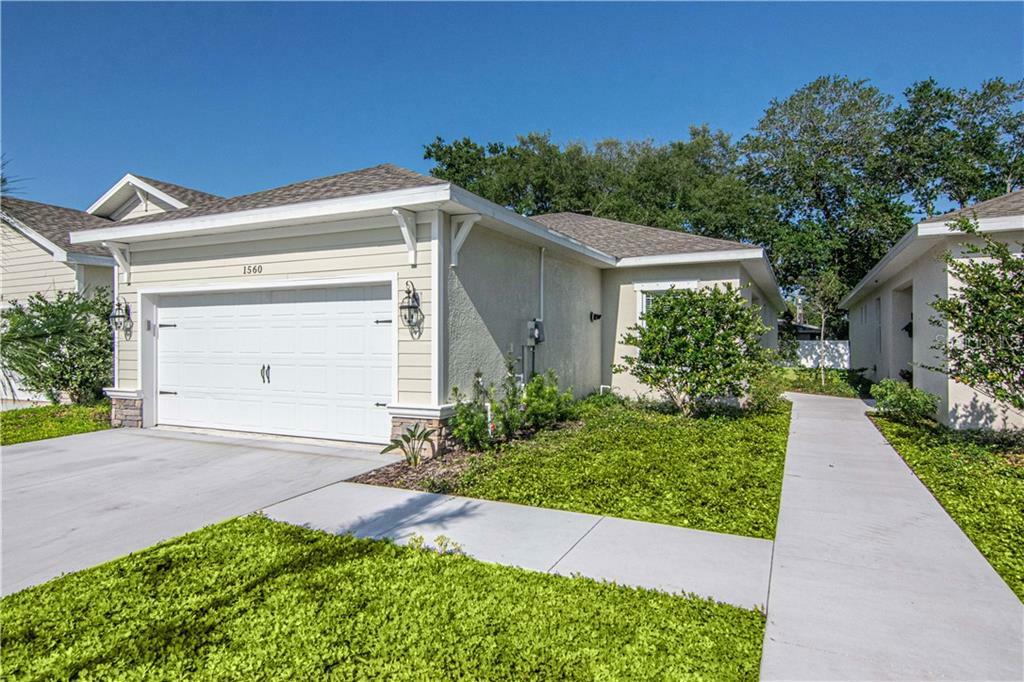 Property Photo:  1560 Highland Park Drive  FL 33756 