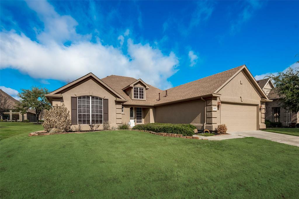 Property Photo: 10508 Murray S Johnson Street TX 76207