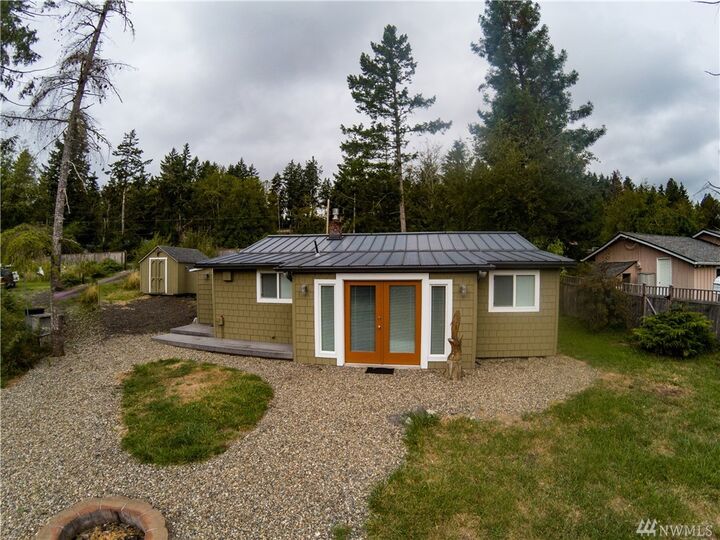 Property Photo:  7270 E Grapeview Loop Rd  WA 98524 