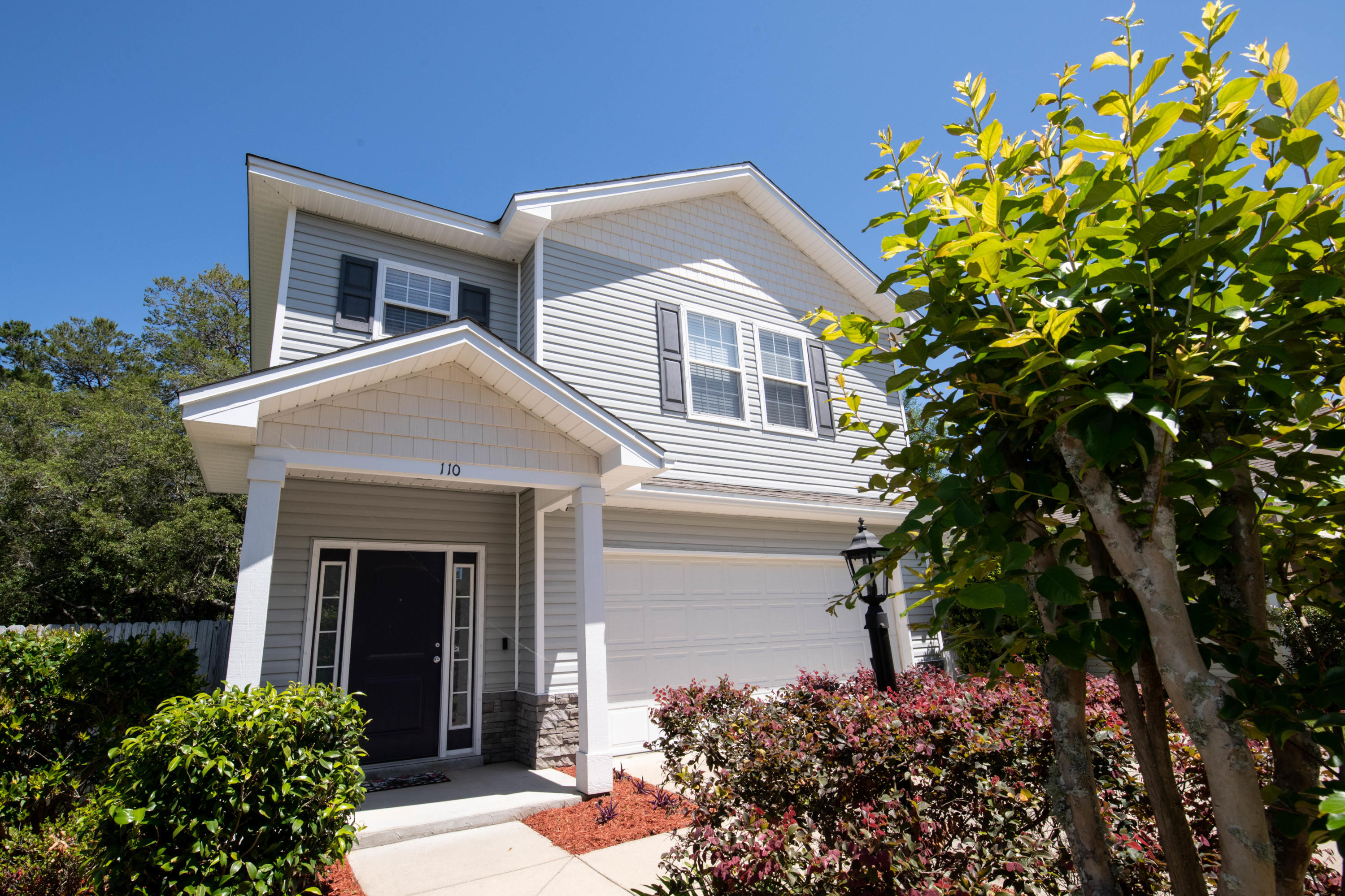 Property Photo:  110 Matt Boulevard  FL 32578 