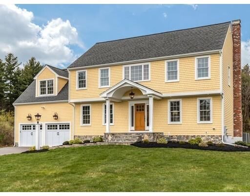 Property Photo: 11 Lone Oak Cir MA 01746