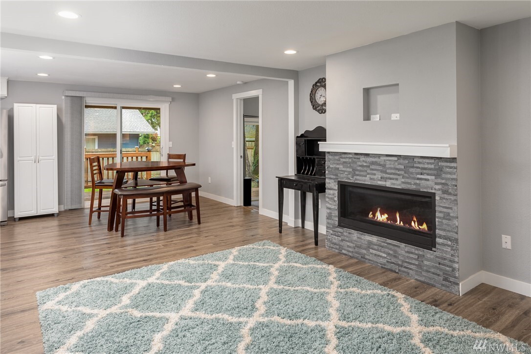 Property Photo: 15222 110th Place NE WA 98011