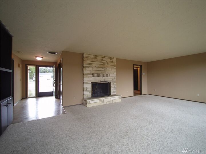 Property Photo:  71 Garden Lane  WA 98382 