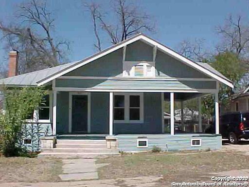 Property Photo:  1031 W Mulberry Ave 1  TX 78201 