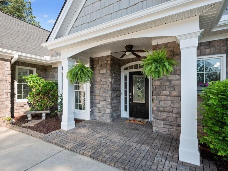 Property Photo: 102 Creekside Way 30107
