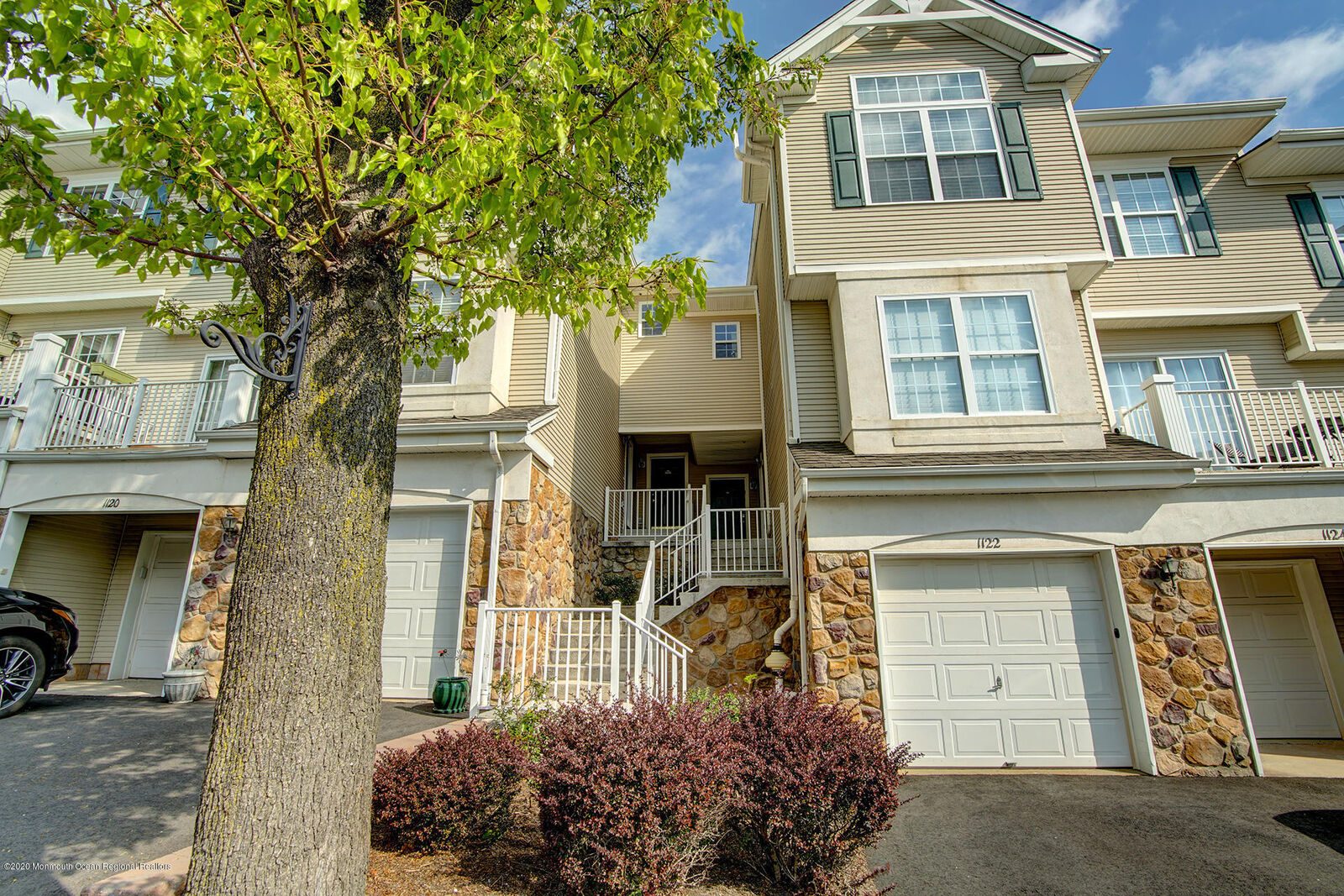 Property Photo: 1122 Shadowlawn Drive NJ 08812
