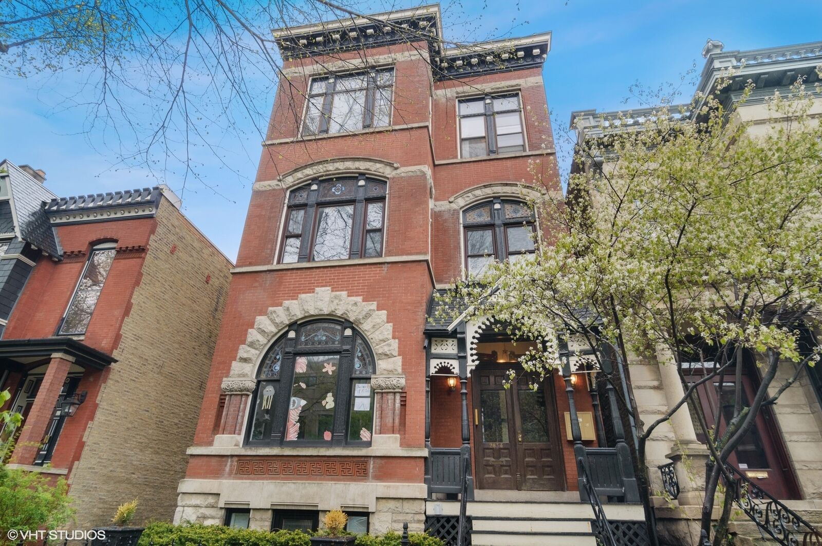 Property Photo:  2034 North Seminary Avenue 2  IL 60614 