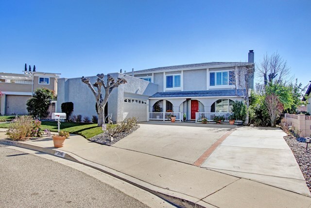 Property Photo:  2046 Sheridan Court  CA 93065 