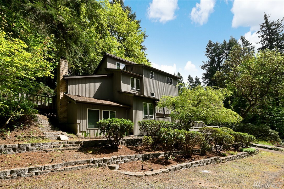 Property Photo:  18762 47th Ave NE  WA 98155 