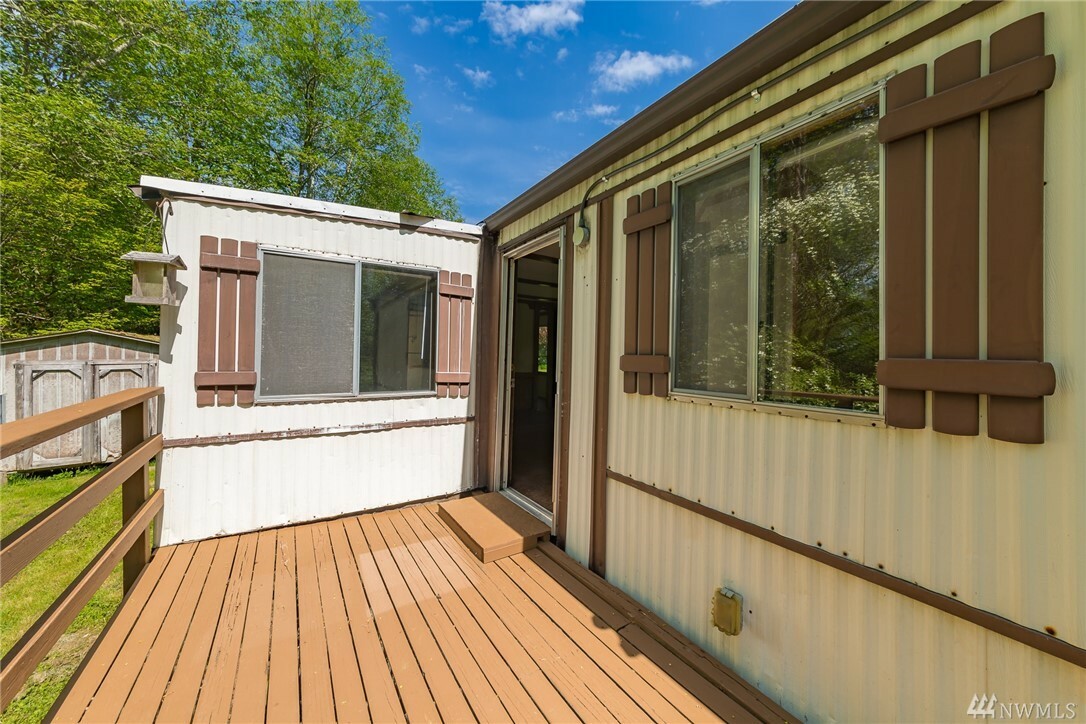 Property Photo:  312 Frank Monsen Dr  WA 98290 