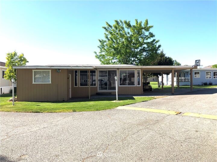 Property Photo:  8818 Crescent Bar Road NW 148  WA 98848 