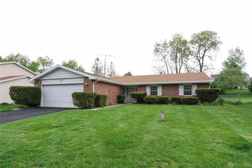 Property Photo: 4076 Forest Ridge Boulevard OH 45424