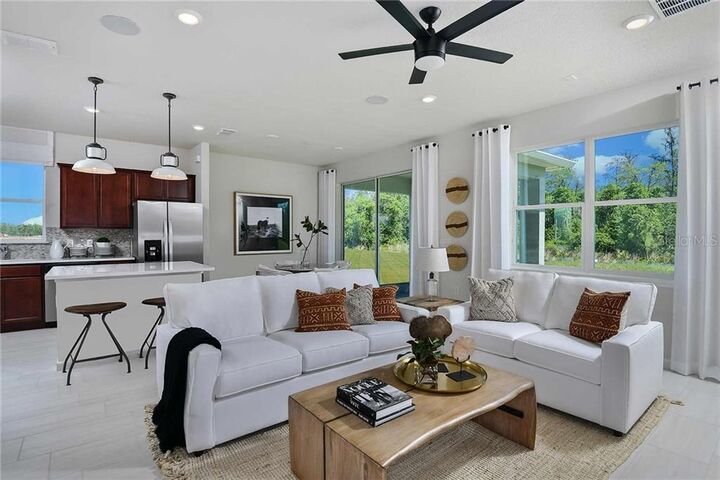 Property Photo:  5949 Wooden Pine Drive  FL 32829 