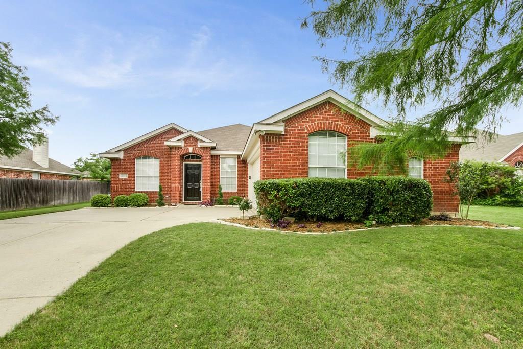 Property Photo:  11004 Stream Bend Drive  TX 75035 