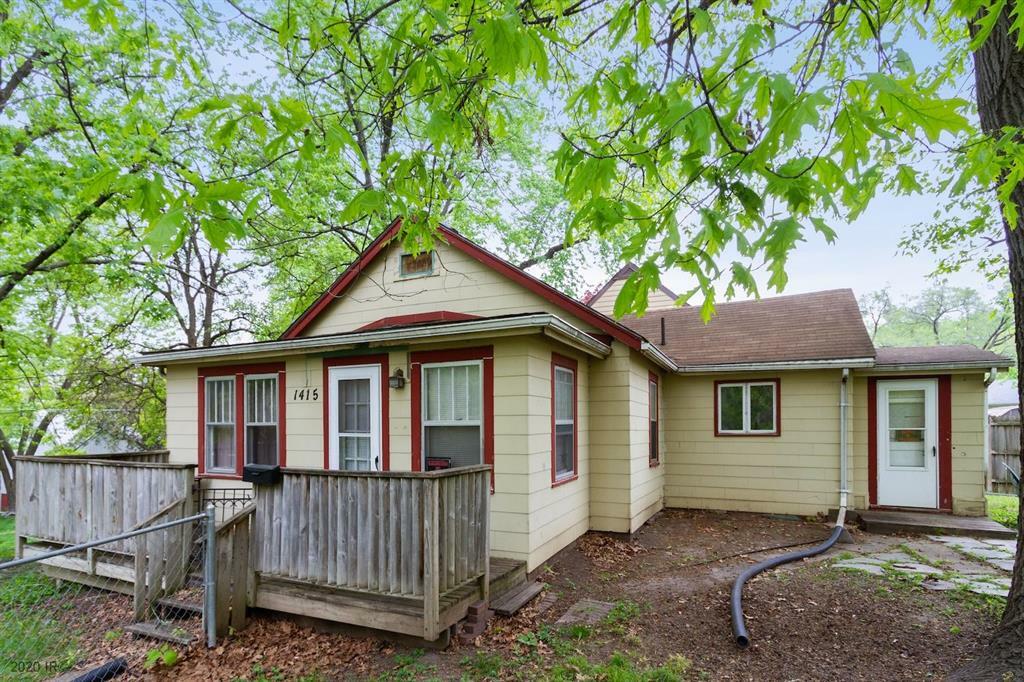 Property Photo:  1415 Seneca Avenue  IA 50313 