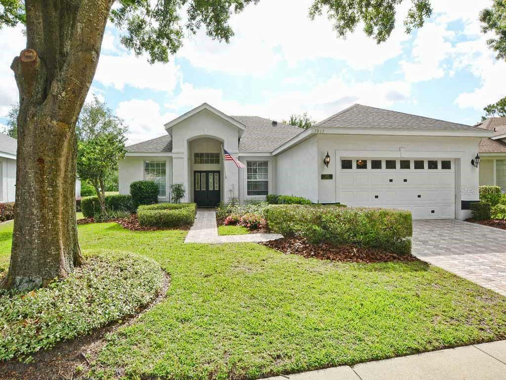 Property Photo:  7017 Pine Hollow Drive  FL 32757 