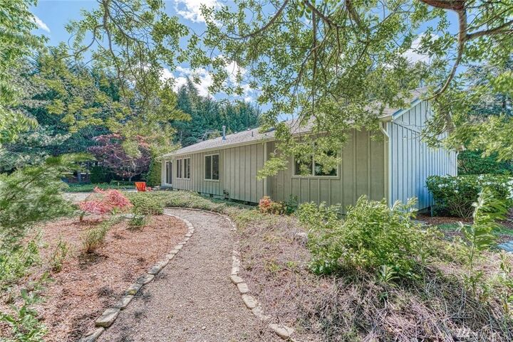 Property Photo: 3815 62nd St Ct NW WA 98335