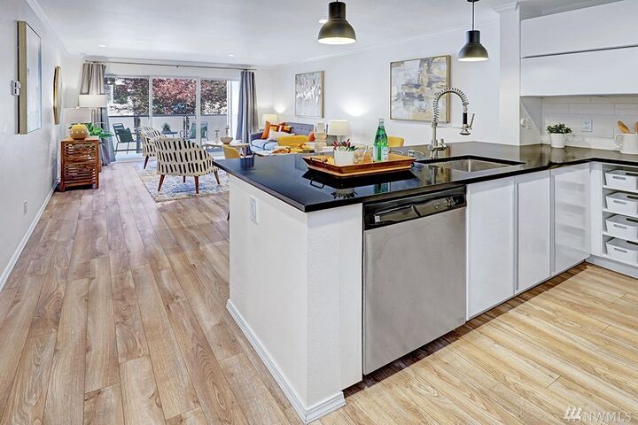 2250 NW 58th St 302  Seattle WA 98107 photo