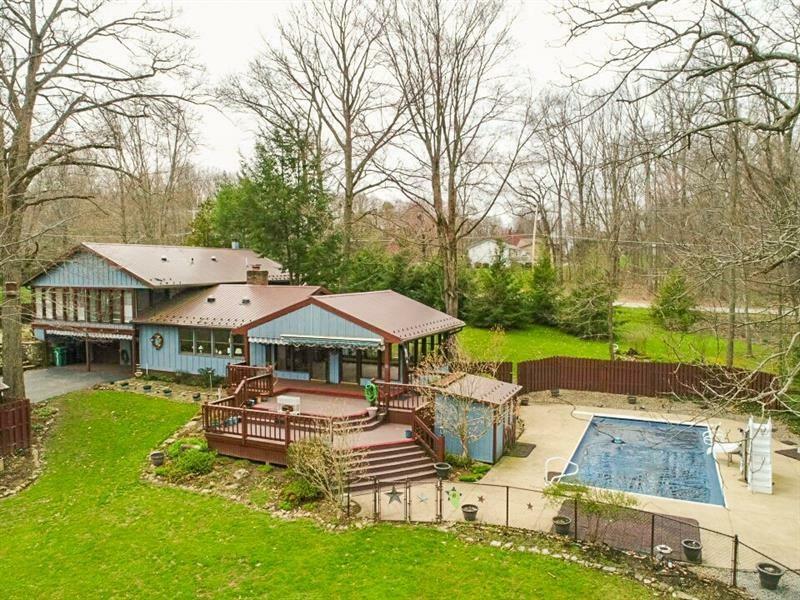 Property Photo: 909 Aztec Trail PA 16137