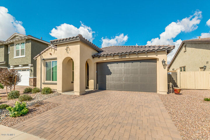 Property Photo:  12366 N 144th Drive  AZ 85379 