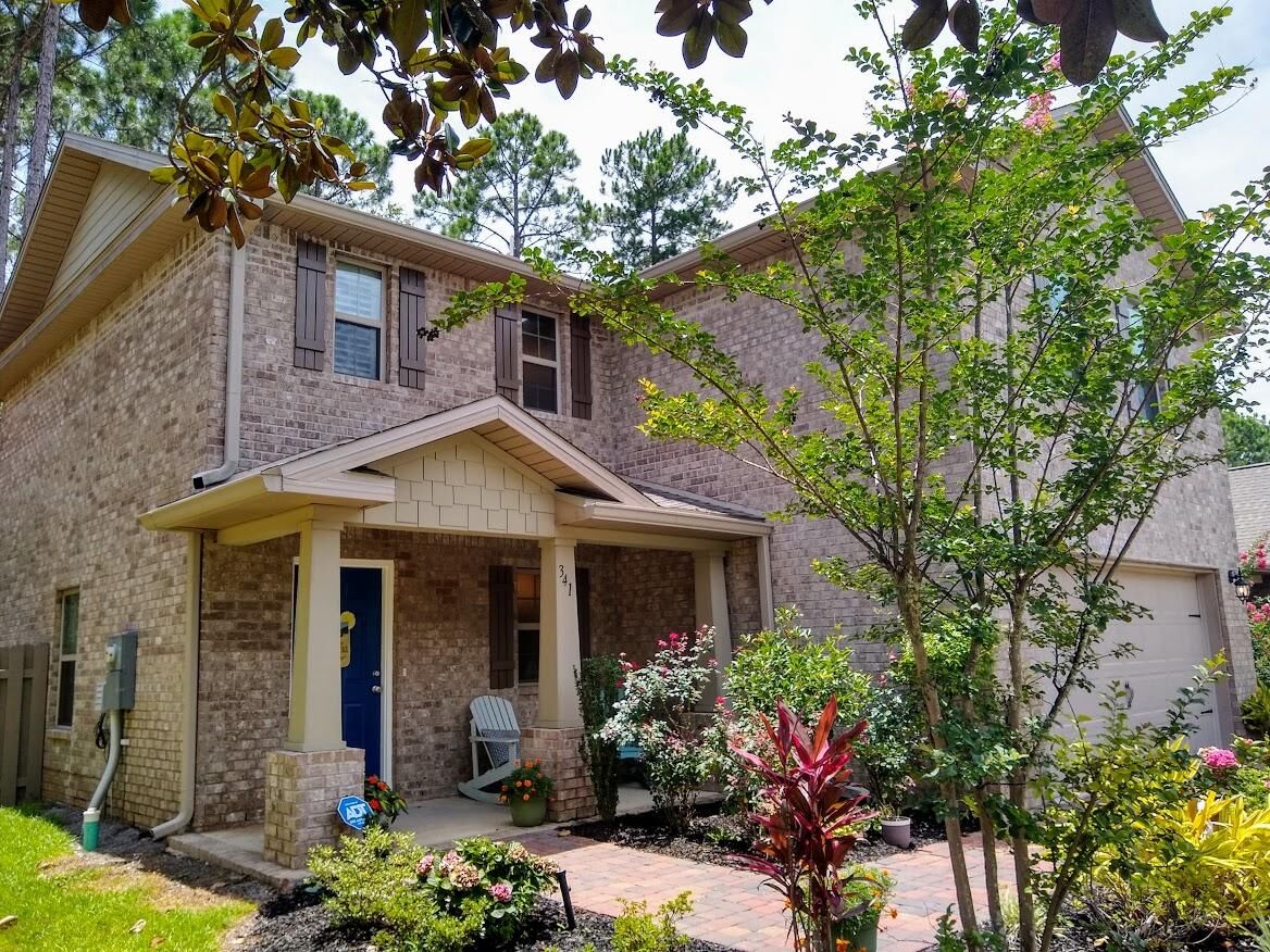 Property Photo: 341 Cox Road FL 32459