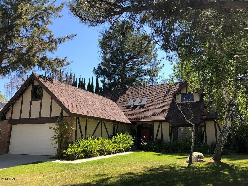 Property Photo: 5502 Fairgrange Drive CA 91301