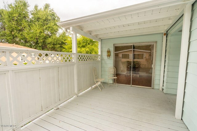 Property Photo:  7 Sherwood Drive  CA 91361 