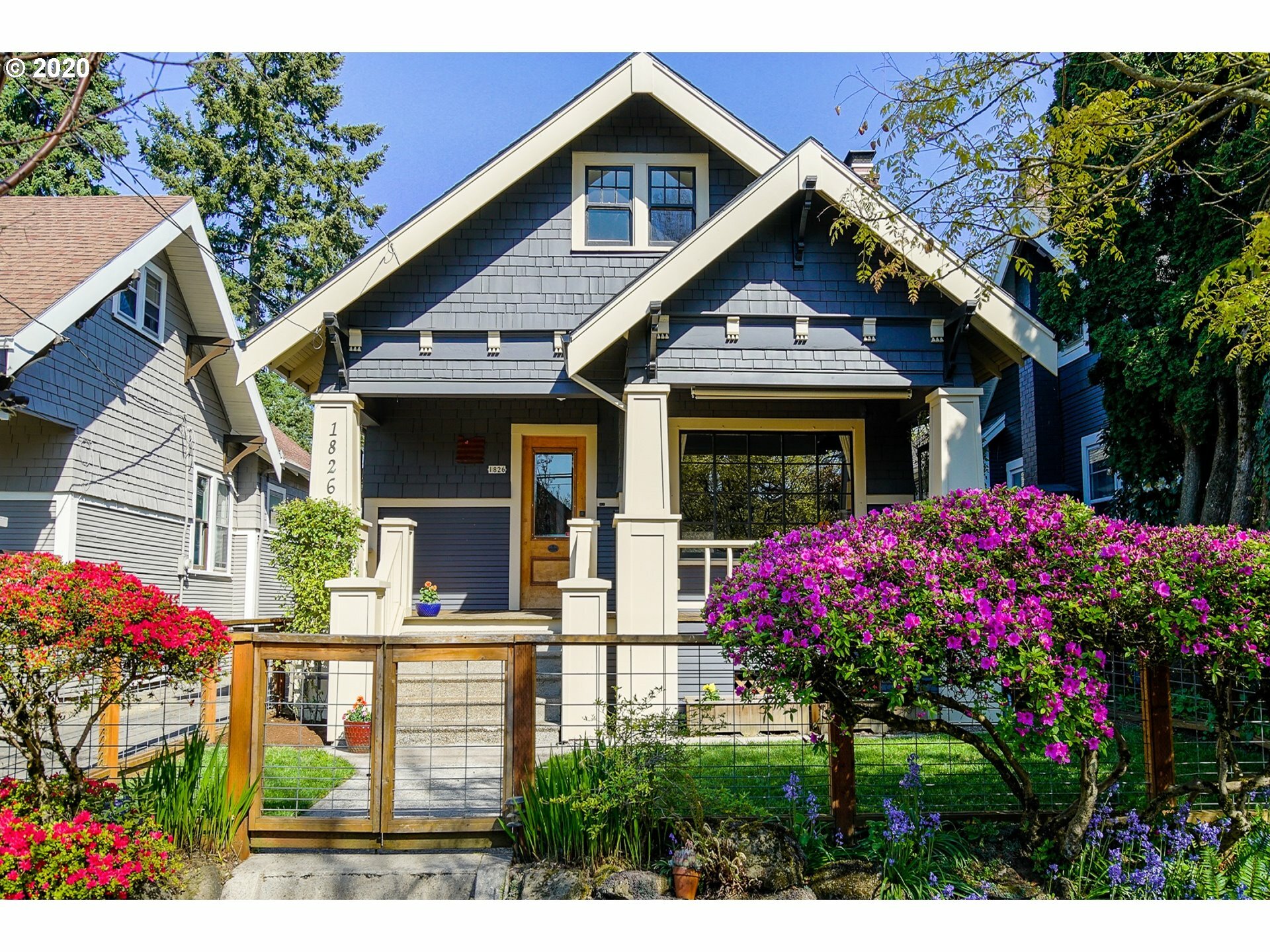 Property Photo: 1826 SE 47th Ave OR 97215