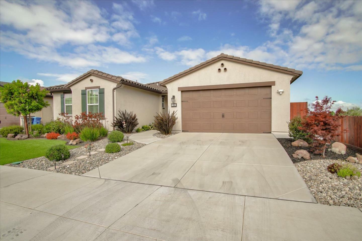 Property Photo:  250 El Toro Court  CA 95023 